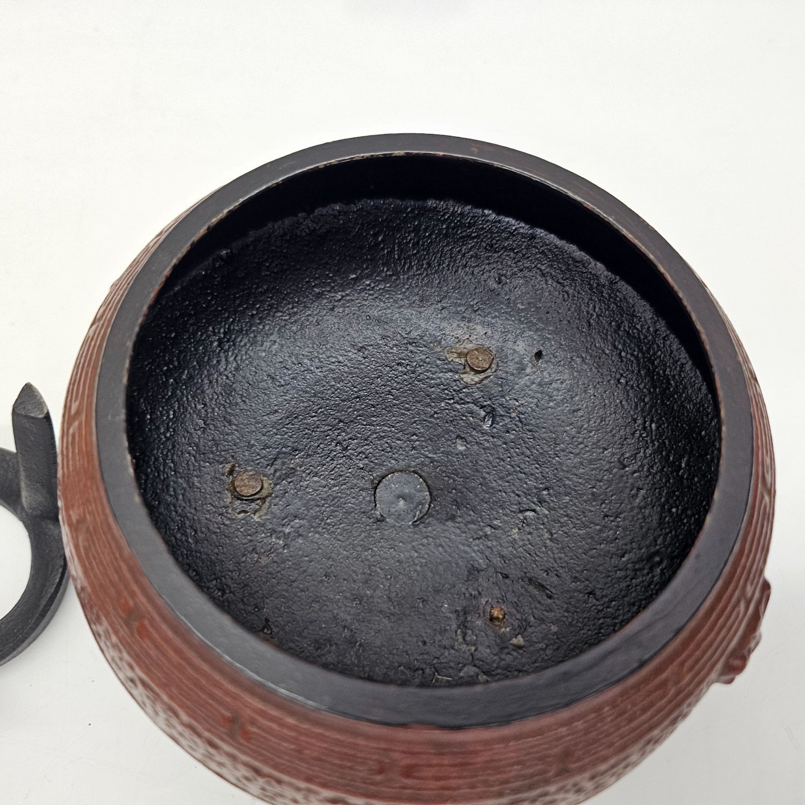 未使用品 南部鉄器 ミニチュア 風炉 胴幅：11cm 木製台座 鬼面 / 五徳