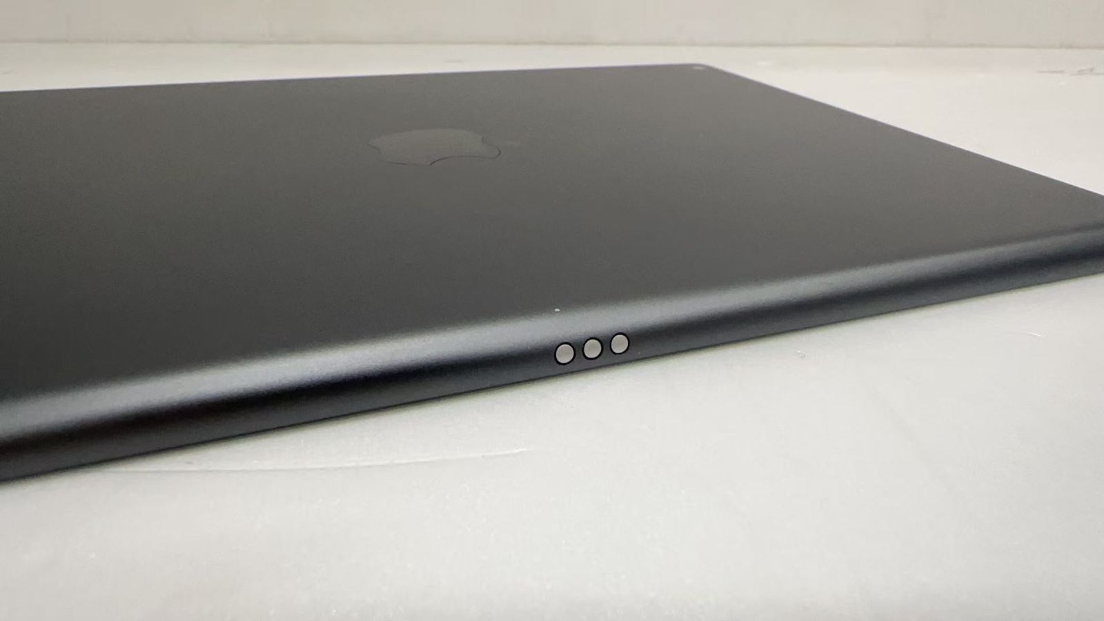 iPad 第9世代 256GB 中古 スペースグレイ - メルカリ