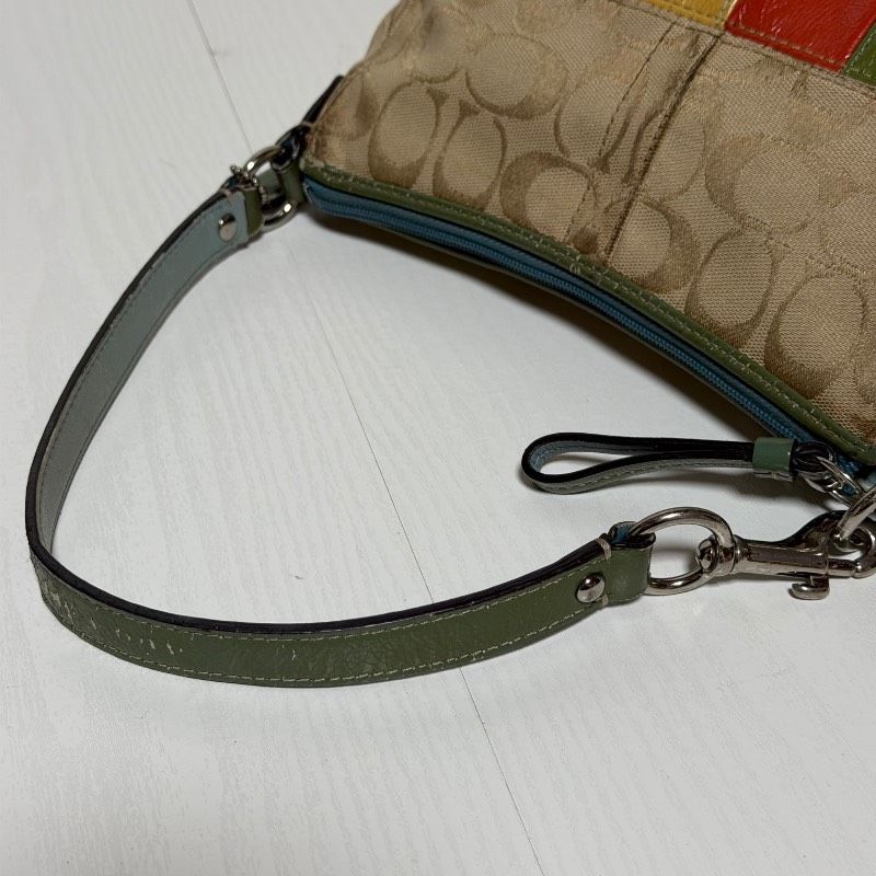 COACH コーチ アクセサリーポーチ シグネチャー キャンバス マルチカラー COACH コーチ シグネチャー アクセサリーポーチ ショルダーバッグ