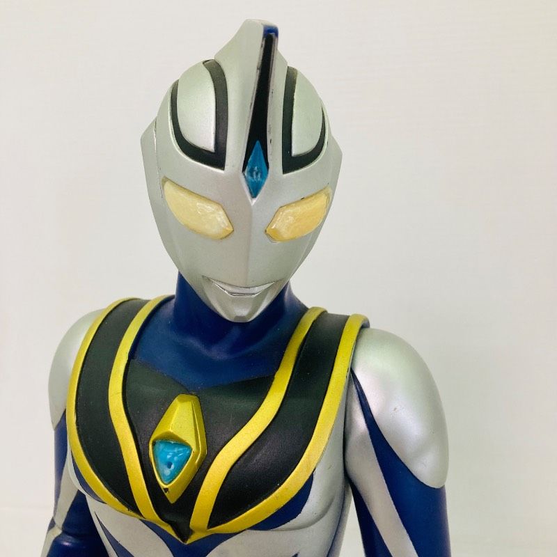 京本コレクション ウルトラマンアグル（V2） フィギュア バンダイ