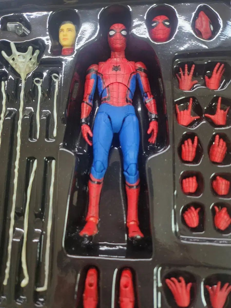 マペックス ホームカミング スパイダーマン 傷あり品