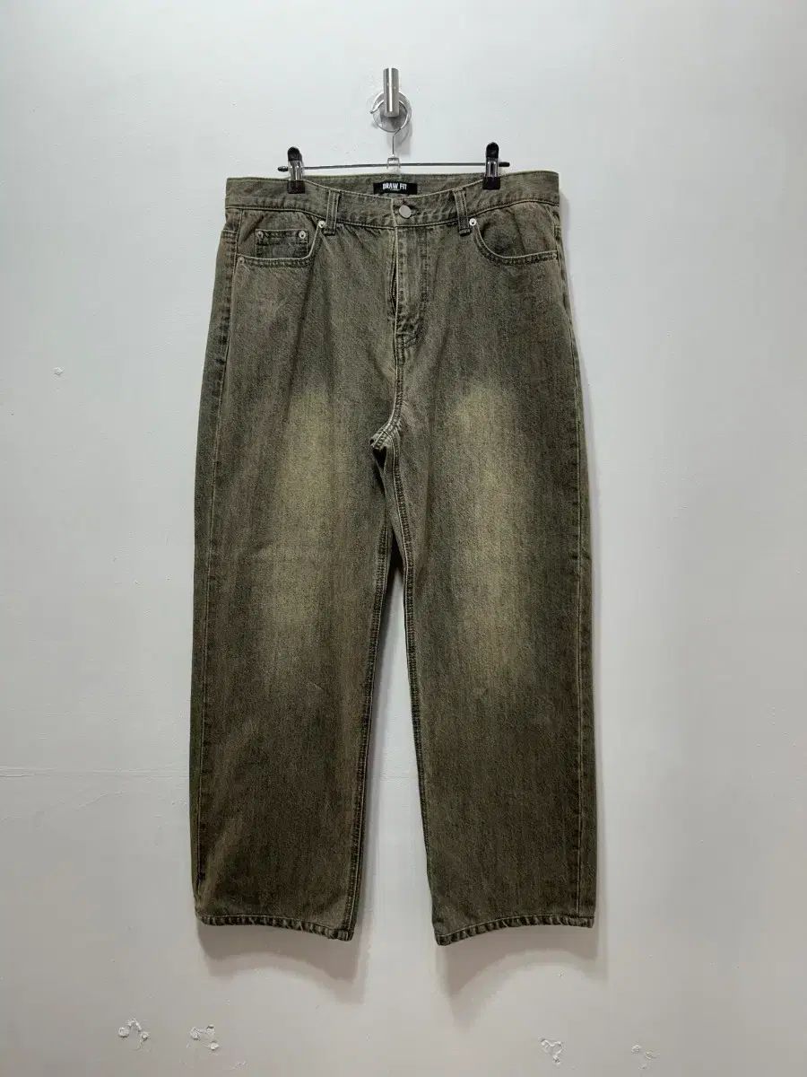 DRAW FIT ウォッシュ デニム パンツ 32