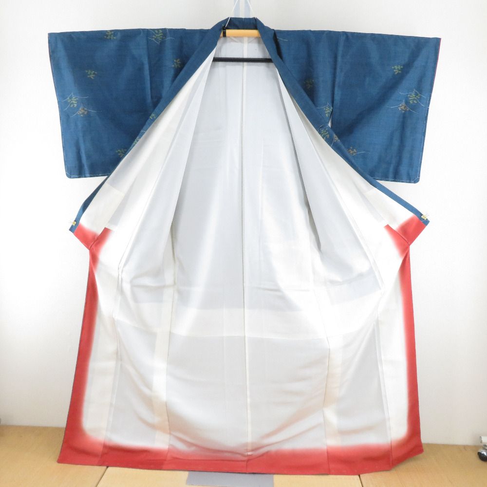 紬 着物 本場大島紬 証紙付き 片ス式 草花模様 紺色x黄緑 袷 広衿
