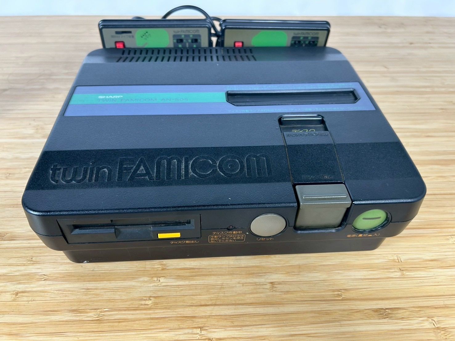 ツインファミコン AN-505-BK - メルカリ