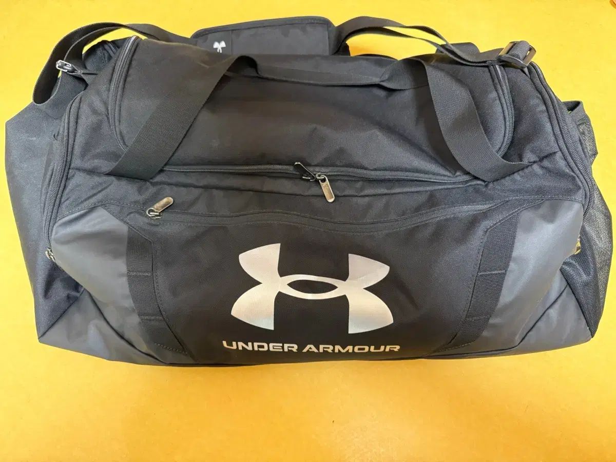 UNDER ARMOUR アンダーアーマー アンディナイアブル 5.0 MD ダブルバッグ ブラック