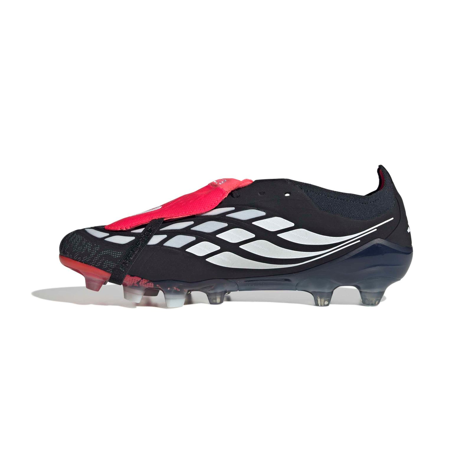 新品 アディダス サッカースパイク プレデター アルファスキン