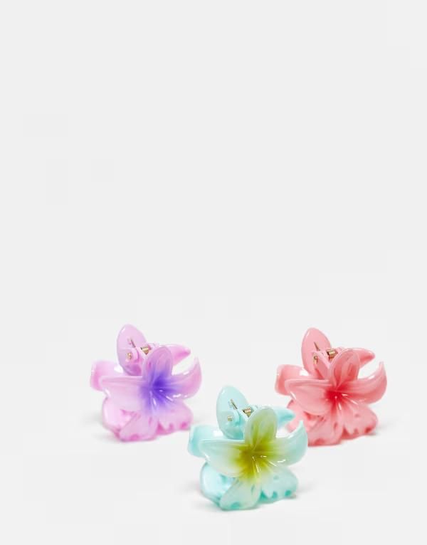 エイソス レディース アクセサリー ヘアアクセサリー ミニ ASOS DESIGN pack of 3 mini claws with hibiscus design Multi マルチカラー