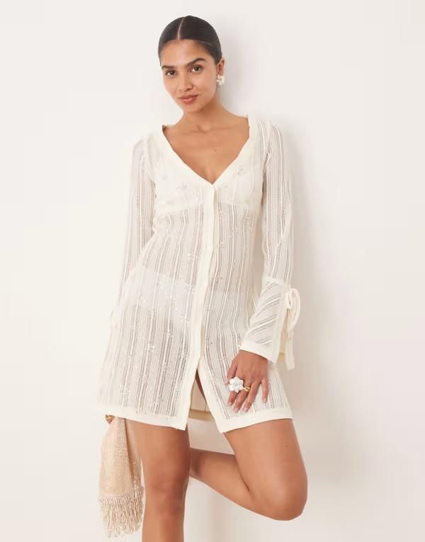 エイミー・リー レディース トップス ワンピース ミニワンピース ミニ ニット Amy Lynn embellished knit button through mini dress in cream CREAM クリーム
