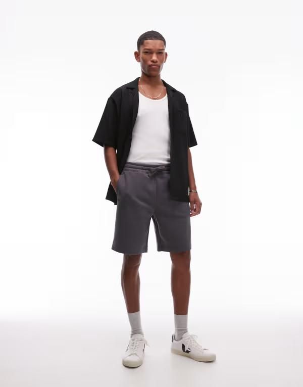 トップマン メンズ ボトムス ハーフパンツ・ショーツ ショートパンツ Topman premium oversized shorts in charcoal CHARCOAL チャコール