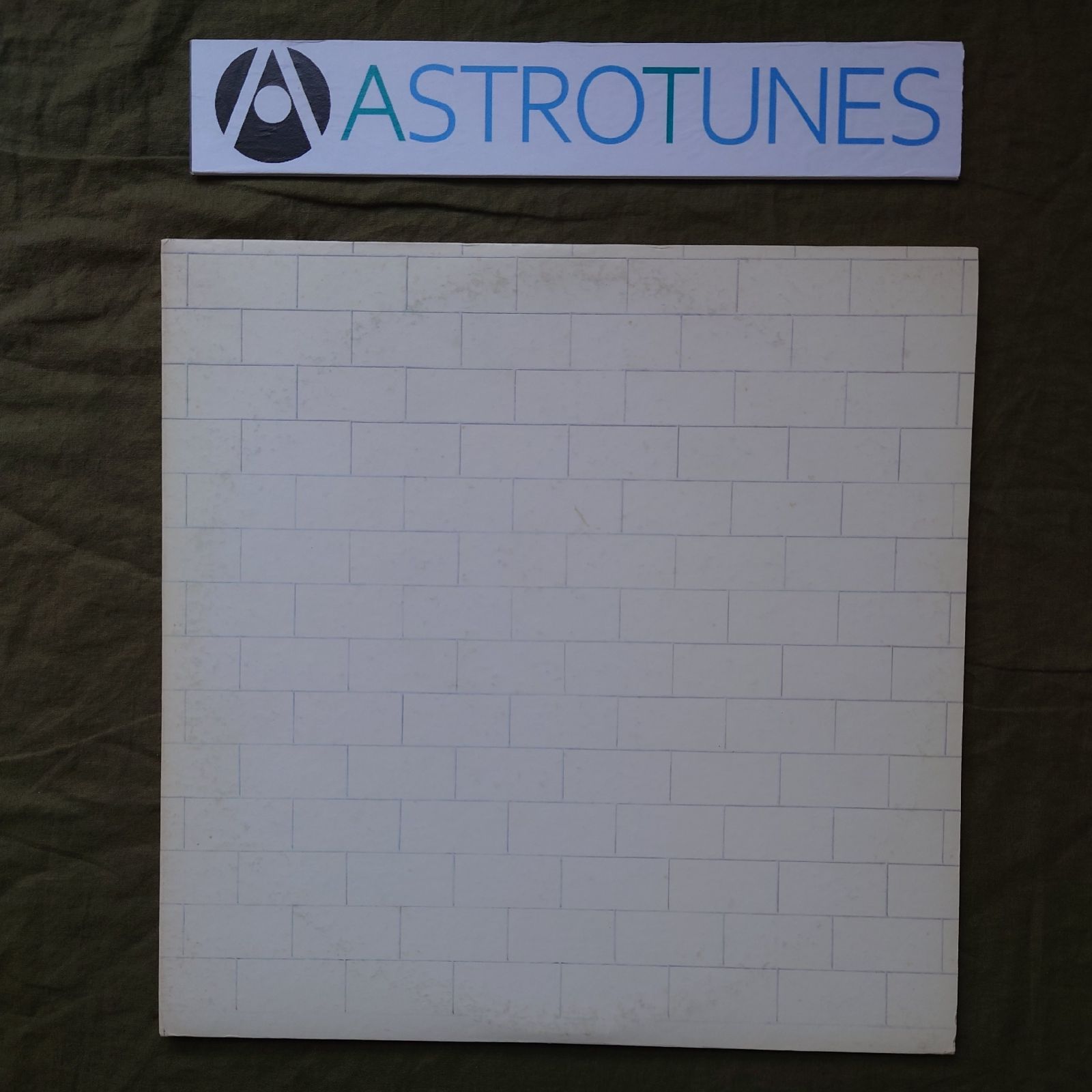 傷なし美盤 1979年 国内盤 ピンク・フロイド Pink Floyd LPレコード The Wall 名盤 David Gilmour Roger Waters: ASTROTUNES