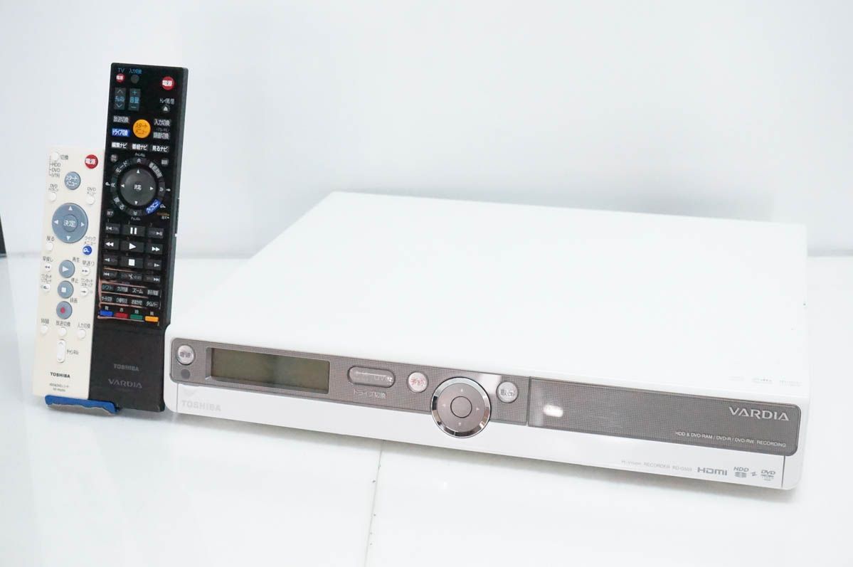 中古】東芝TOSHIBA 地上/BS/CS110度デジタル内蔵 ハイビジョン