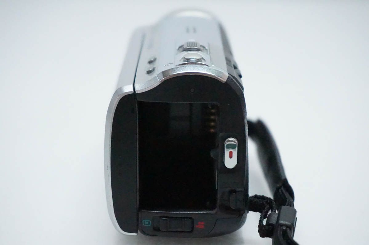中古】Panasonicパナソニック HDC-TM30 ハイビジョンデジタルビデオ
