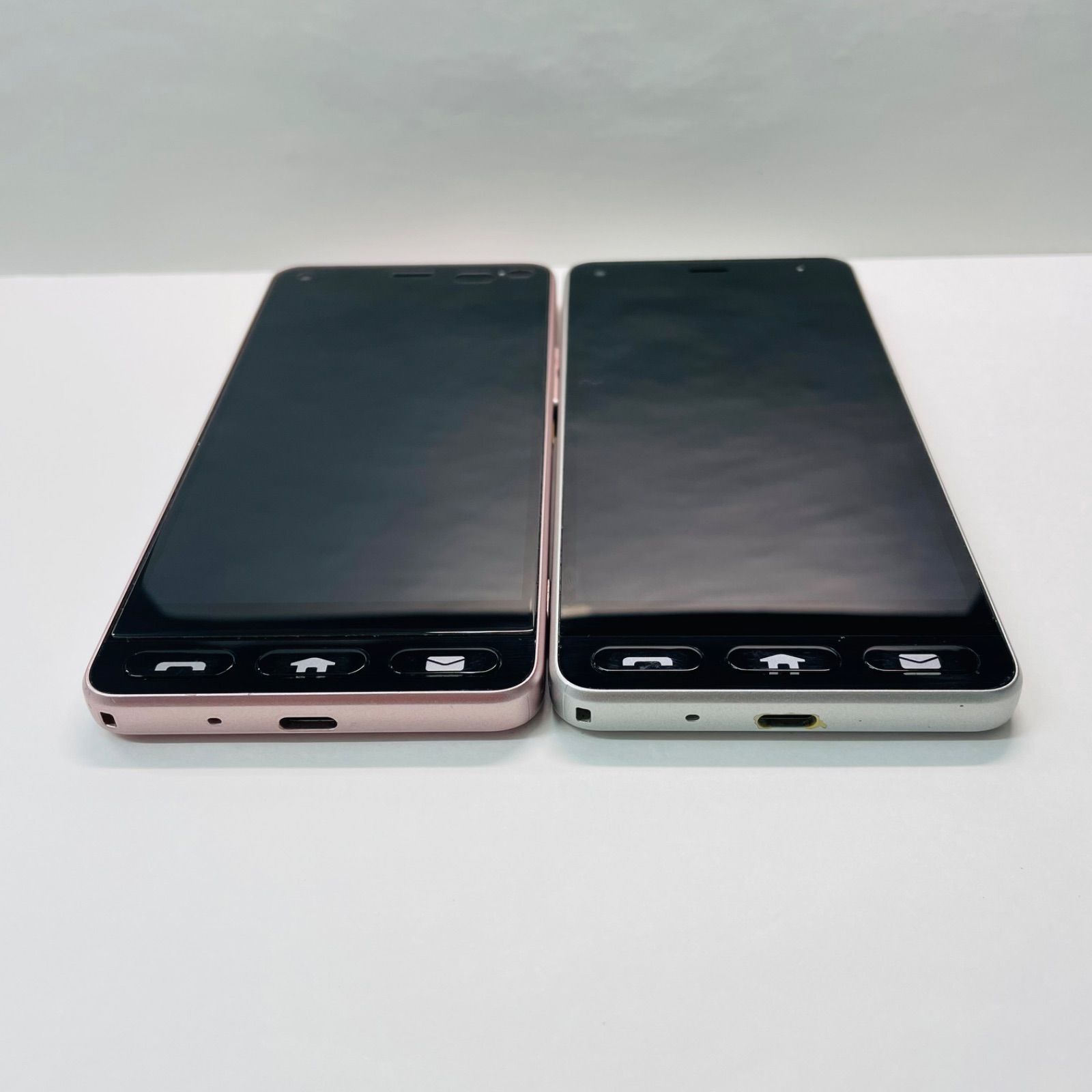 かんたんスマホ 705KC SIMフリー 2台セット 中古 - メルカリ