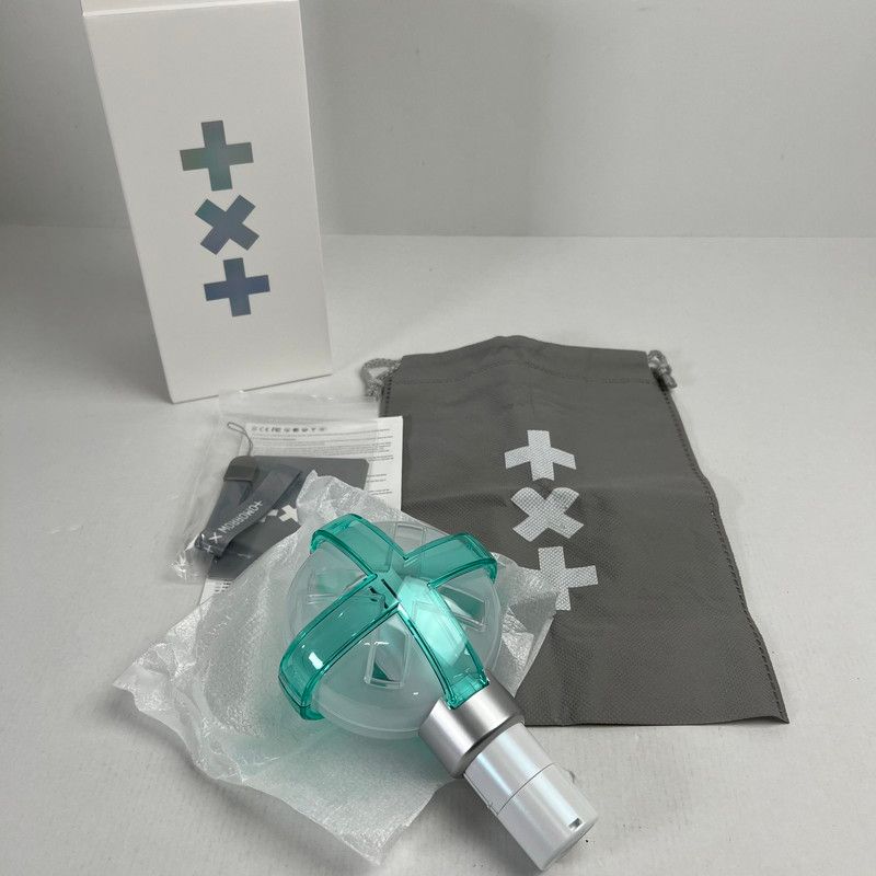 中古美品】TOMORROW X TOGETHER/OFFICIAL LIGHT STICK Ver.2 TXT モア