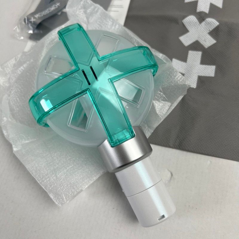 中古美品】TOMORROW X TOGETHER/OFFICIAL LIGHT STICK Ver.2 TXT モア