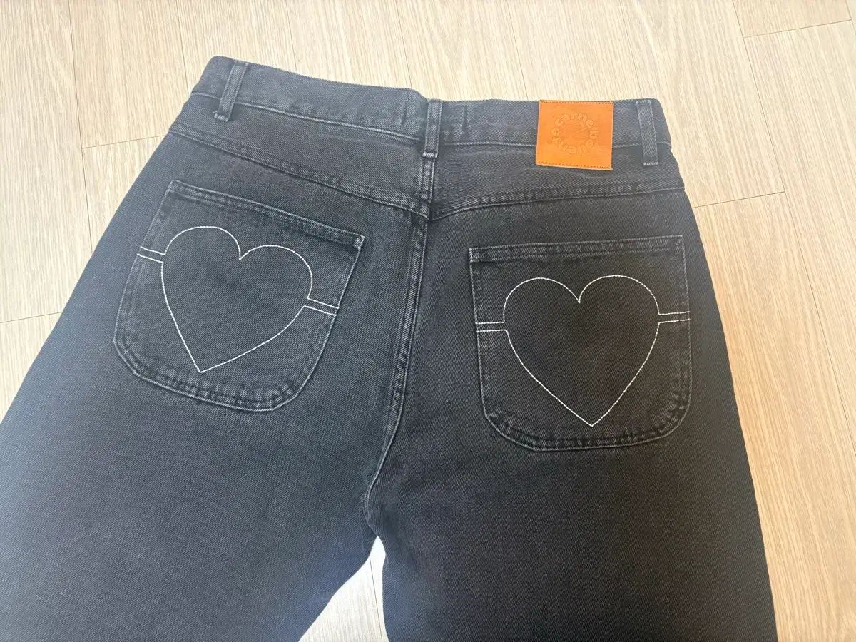 カルネボルレンテ ハート デニムパンツ 30サイズ
