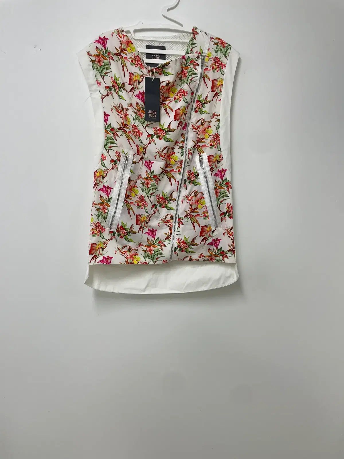 新品 ジュシジュディ フラワー ベスト 90