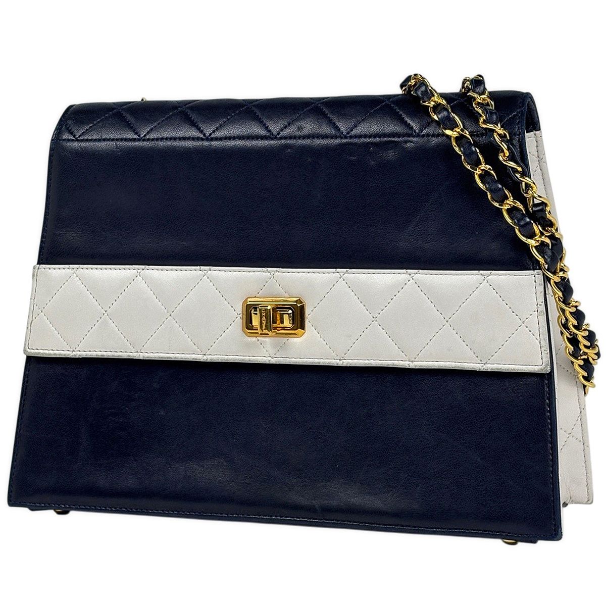 シャネル CHANEL ロゴ チェーン ショルダーバッグ マトラッセ レザー 