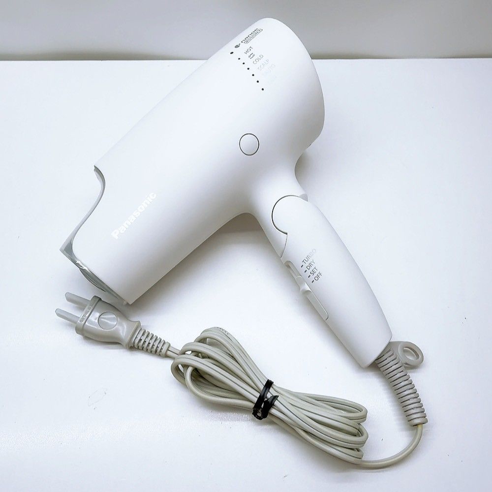 ほぼ未使用》 Panasonic ナノケア ドライヤー EH-NA0G eh-na0g nano 