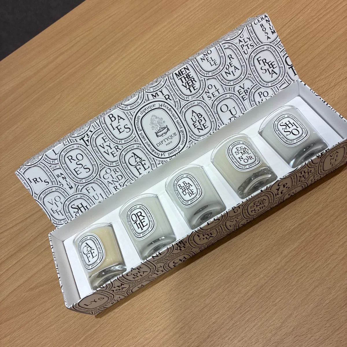 KG264636585 Diptyque ディプティック 35g ミニキャンドル コフレ 5個 