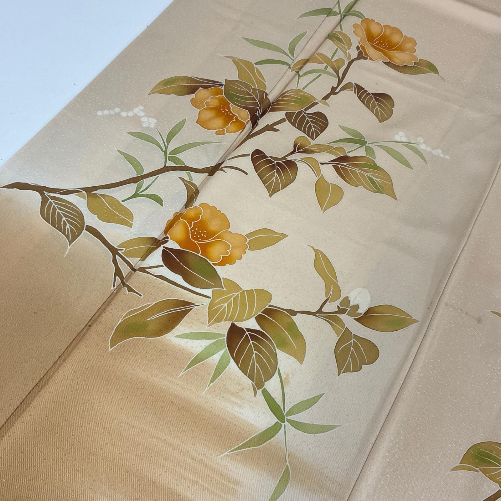 付け下げ　花模様　刺繍　グラデーション　紋無し　着物　026k 圧巻刺繍 付け下げ 正絹 紋なし 上品な花 着物 U-3844 【公式通販】