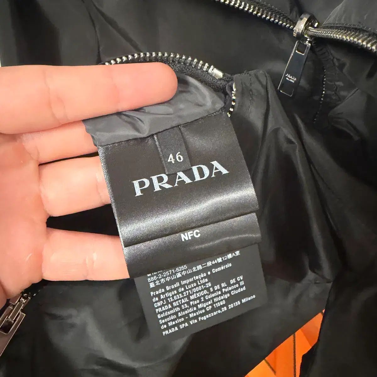 PRADA プラダ 三角ロゴ リナイロン リバーシブル ジャケット - メルカリ