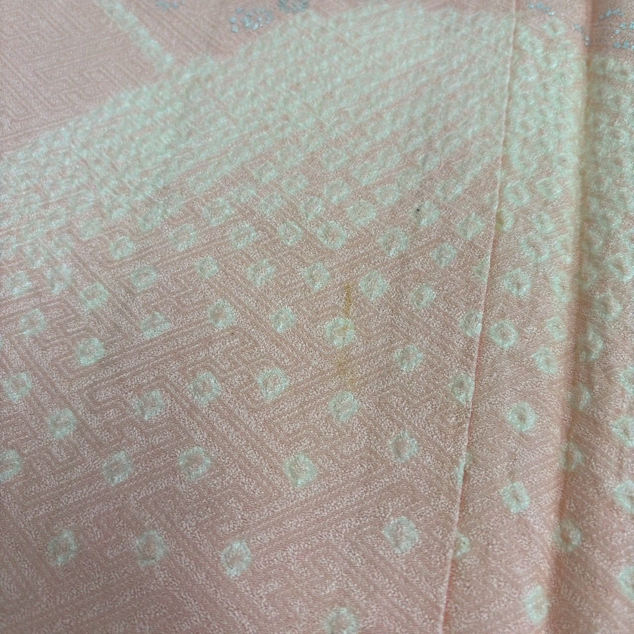 付下げ 刺繍 絞り 紋無し 紗綾形の地模様 訪問着 正絹 着物 MK-962