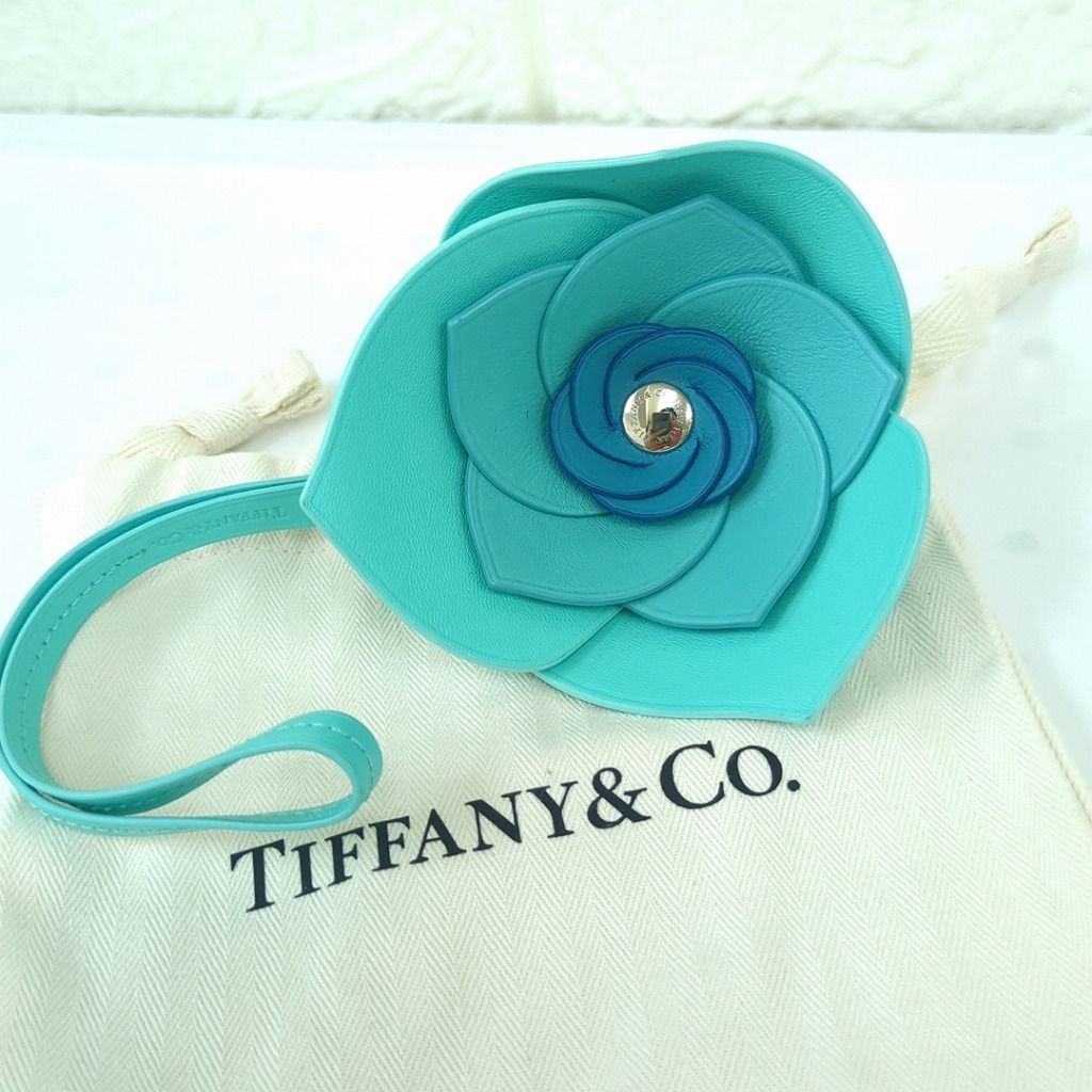TIFFANY&Co. ティファニー フラワー バッグチャーム スペイン製 - メルカリ
