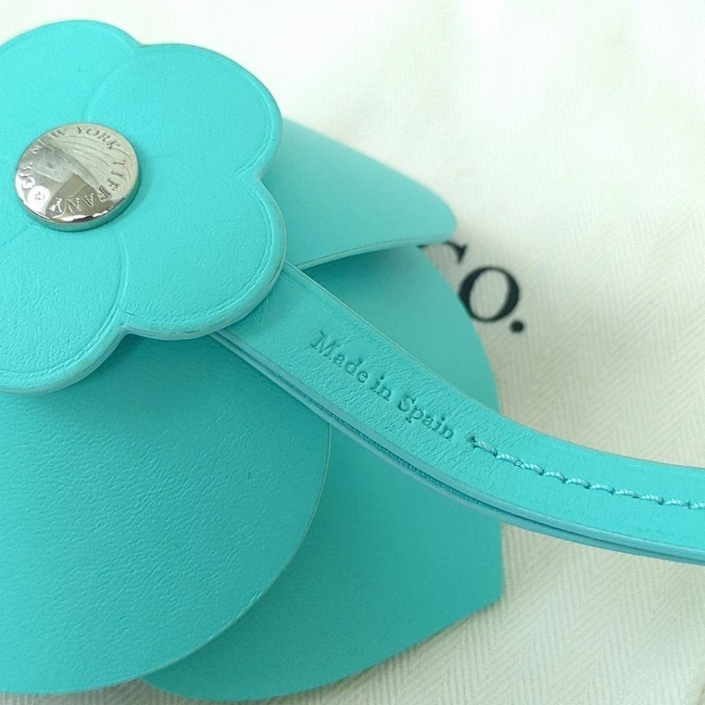 TIFFANY&Co. ティファニー フラワー バッグチャーム スペイン製 - メルカリ
