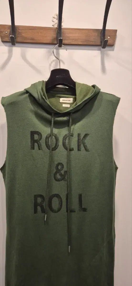 ZADIG&VOLTAIRE ザディグ・エ・ヴォルテール ロックアンドロール ノースリーブ フーディー ワンピース ZADIG&VOLTAIRE ザディグ・エ・ヴォルテール ロックアンドロール ノースリーブ フーディー ワンピース