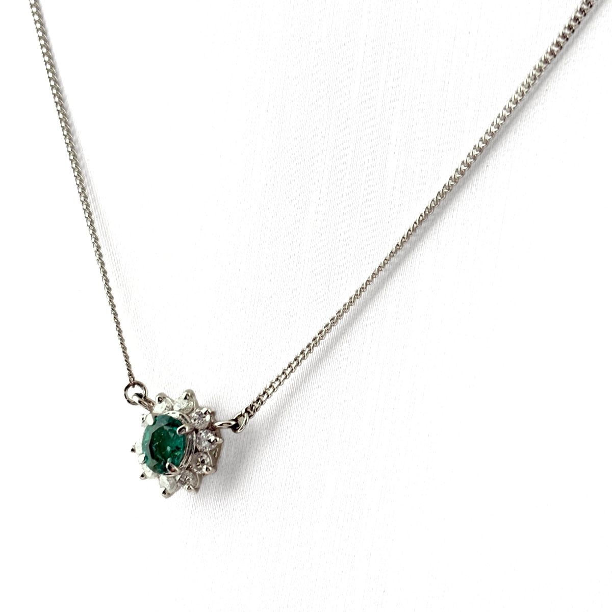 エメラルド デザインネックレス プラチナ ペンダント メレダイヤ ネックレス Pt850 エメラルド ダイヤモンド レディース 【中古】