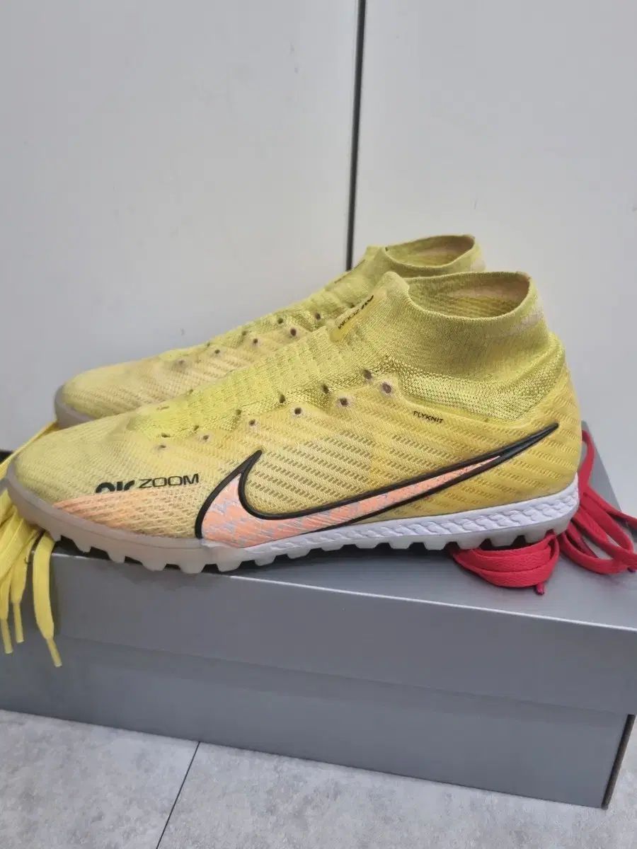NIKE マーキュリアル ヴェイパー15 スーパーフライ9 エリート TF 260 ルーセント