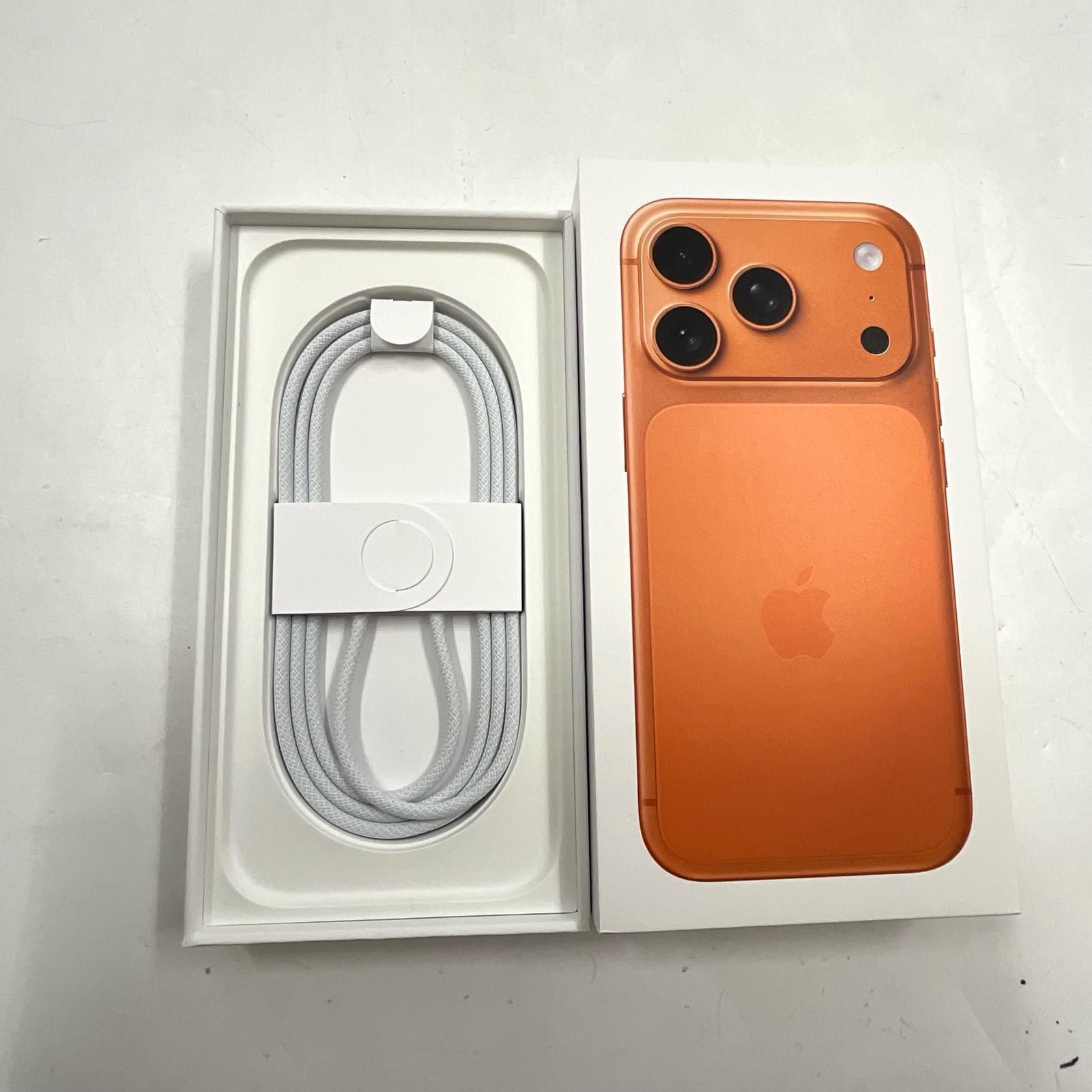 iPhone 17 Pro 1TB コズミックオレンジ docomo 超美品 - メルカリ