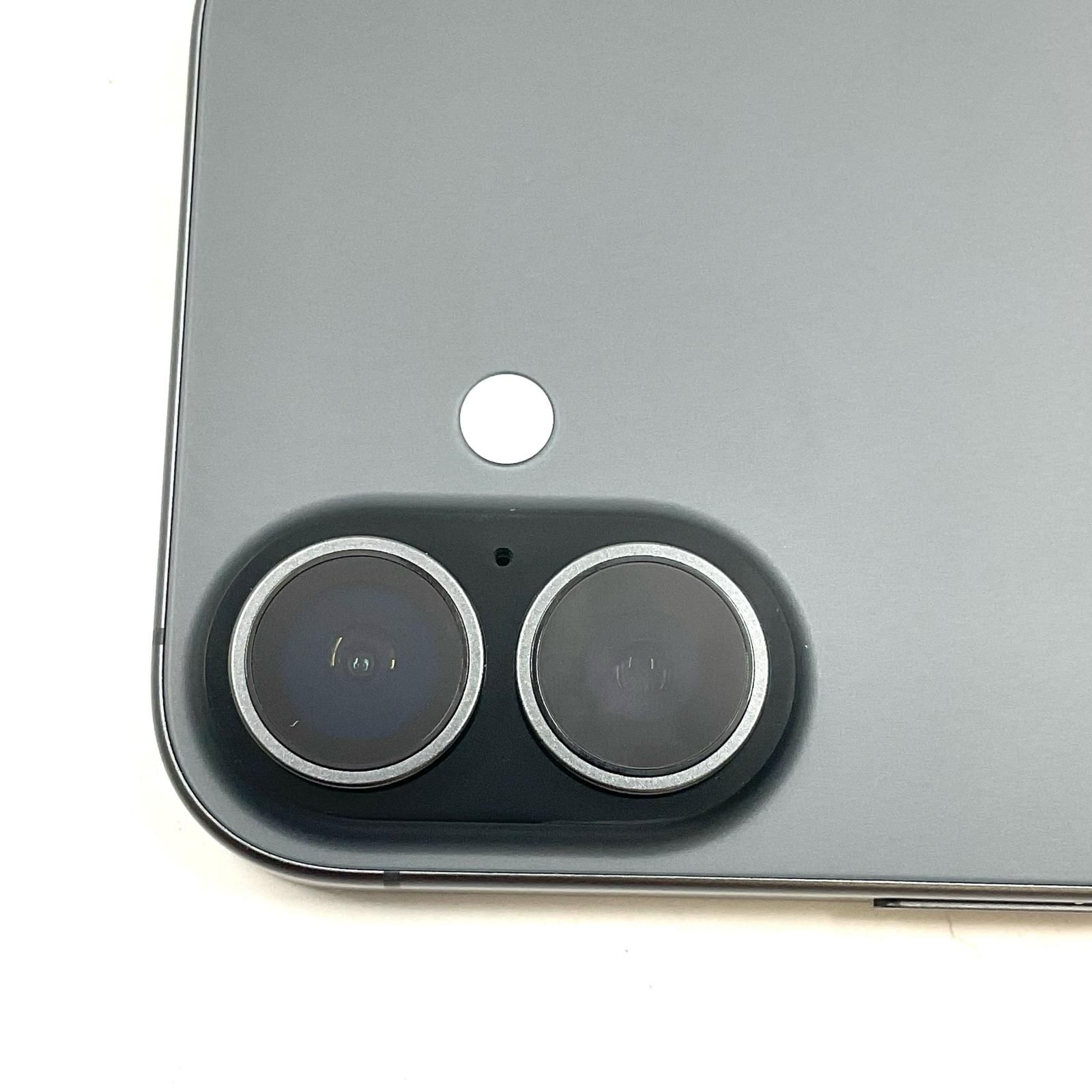 iPhone 17 256GB ブラック mineo 超美品 - メルカリ