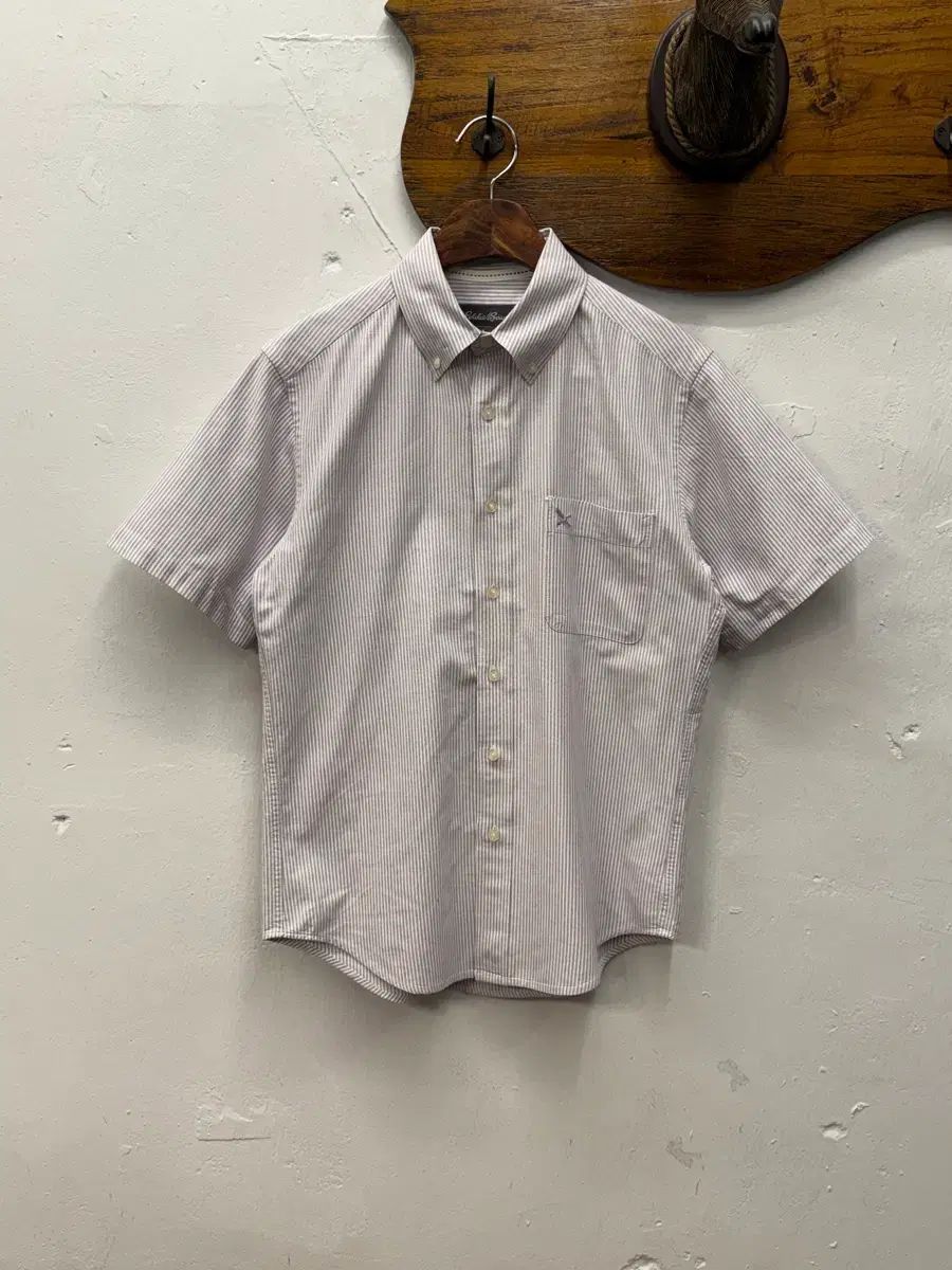 F) Eddie Bauer Short Sleeve Shirt 4,906円