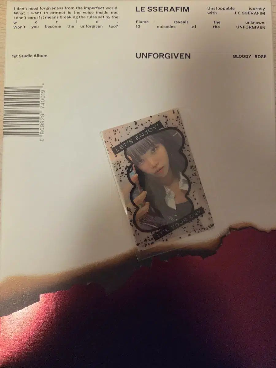 LE SSERAFIM UNFORGIVEN アルバム + トレカ 4,429円
