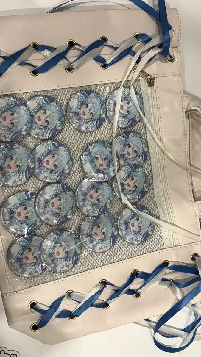 初音 ミク 痛バッグ 出品 12,987円