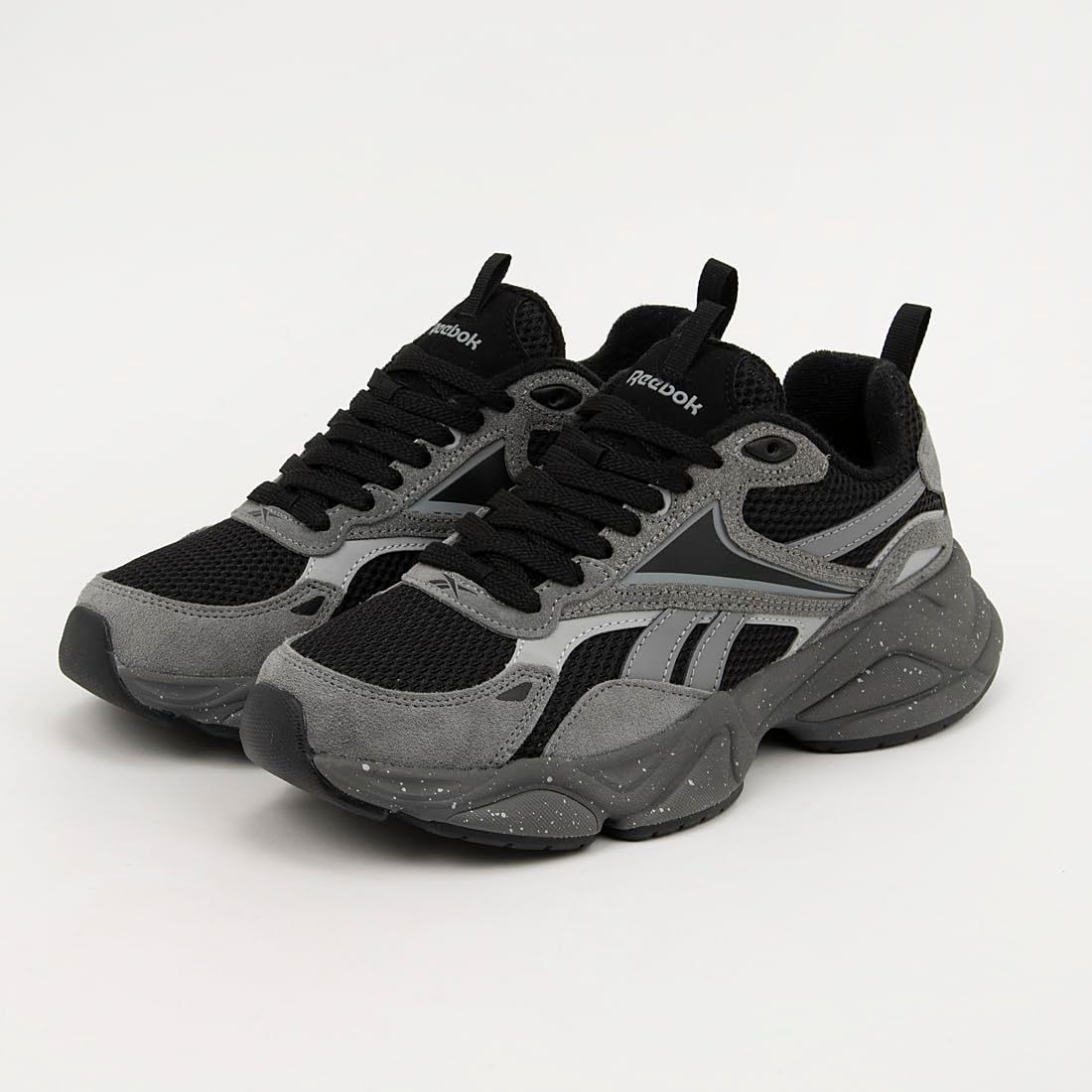 新品 Reebok チャージ ラン / REEBOK CHARGE RUN (ピュアグレー) 27cm 新品 Reebok チャージ ラン / REEBOK CHARGE RUN (ピュアグレー) 27cm