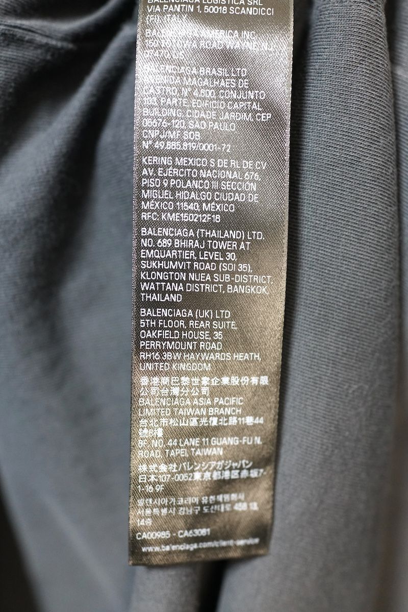 BALENCIAGA バレンシアガ ダメージ加工 ロゴ パッチ ショートスリーブ オーバーサイズTシャツ ブラック XLサイズ 822441TSVA2