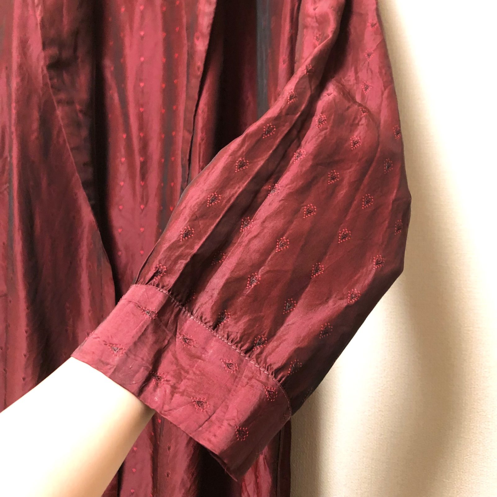 60-70's Asconius PRODUCTOS RIO SPORTSWEAR メンズM クラシックなルームローブ ガウンコート ラウンジウェア リゾートウェア 羽織り 光沢 カーディガン ロング丈 ガウン ヴィンテージ 古着 60-70's Asconius PRODUCTOS RIO SPORTSWEAR メンズM クラシックなルームローブ ガウンコート ラウンジウェア リゾートウェア 羽織り 光沢 カーディガン ロング丈 ガウン ヴィンテージ 古着