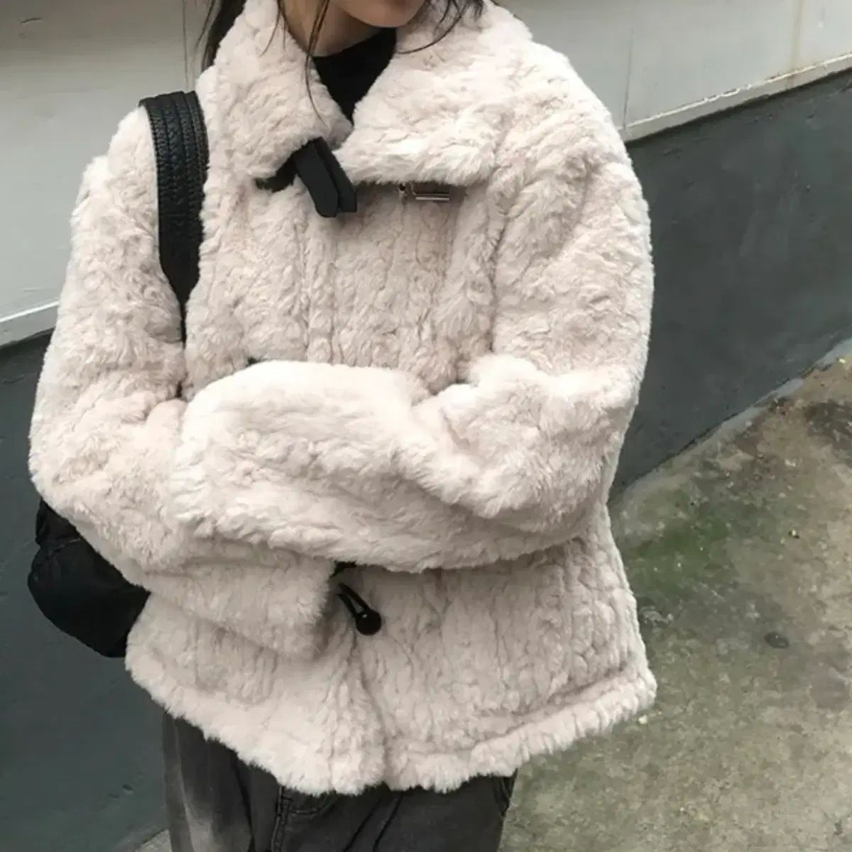 ダッフル バックル トグルボタン ファー ジャケット 白