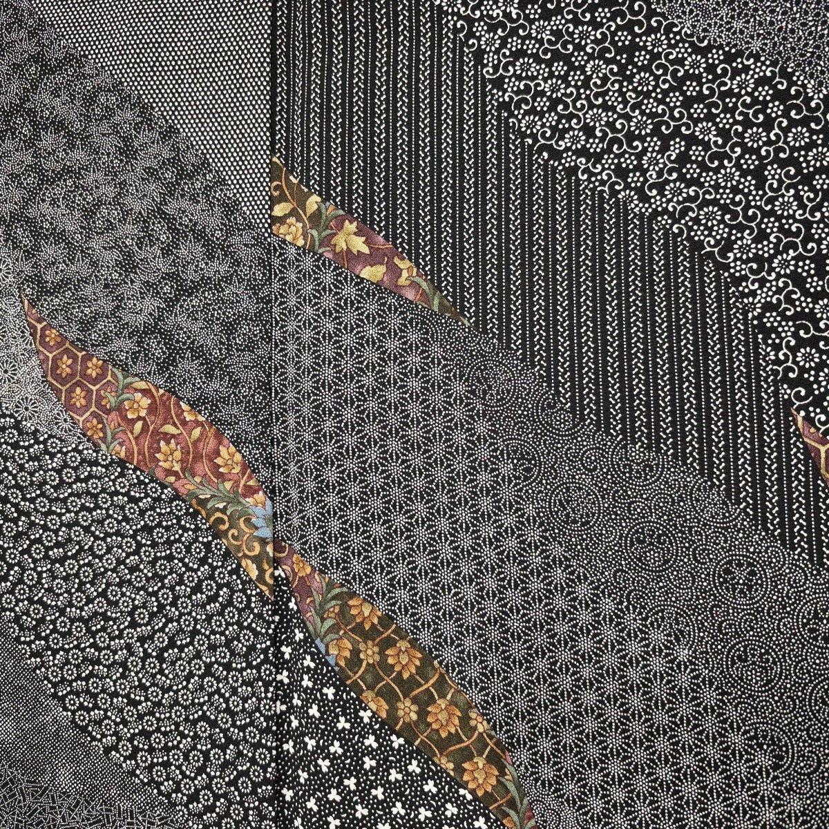 美品】 小紋 身丈152.5cm 裄丈65cm M 袷 染谷梅治 落款 花唐草 江戸小 美品】 小紋 身丈152.5cm 裄丈65cm M 袷 染谷梅治 落款 花唐草 江戸小