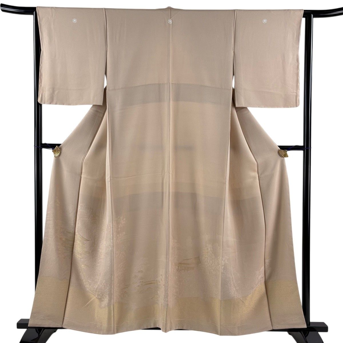 【美品】 色留袖 身丈158.5cm 裄丈62.5cm S 袷 寺社 風景 寿光織 金糸 ベージュ 正絹 秀品 三つ紋 【中古】