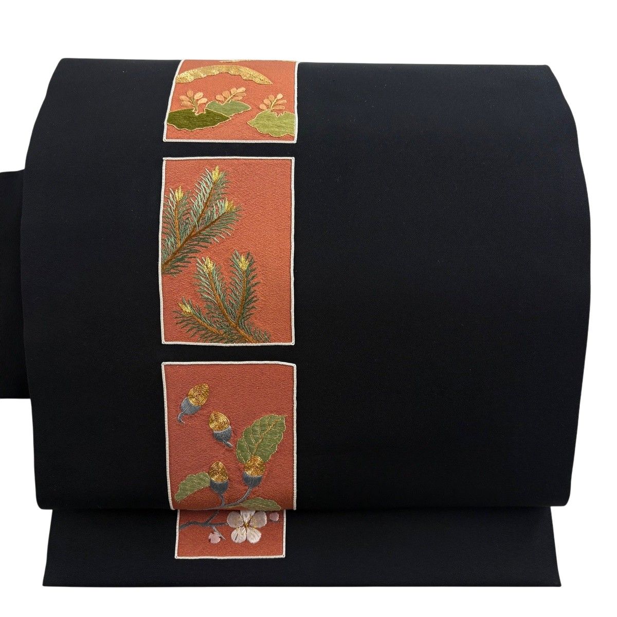 【美品】 名古屋帯 秀品 短冊 草花 刺繍 金糸 黒 正絹 【中古】