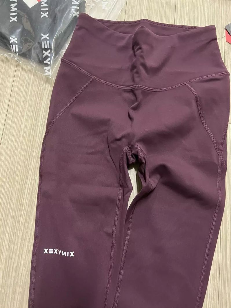 ゼクシィミックス レギンス 出品 (着用画像)