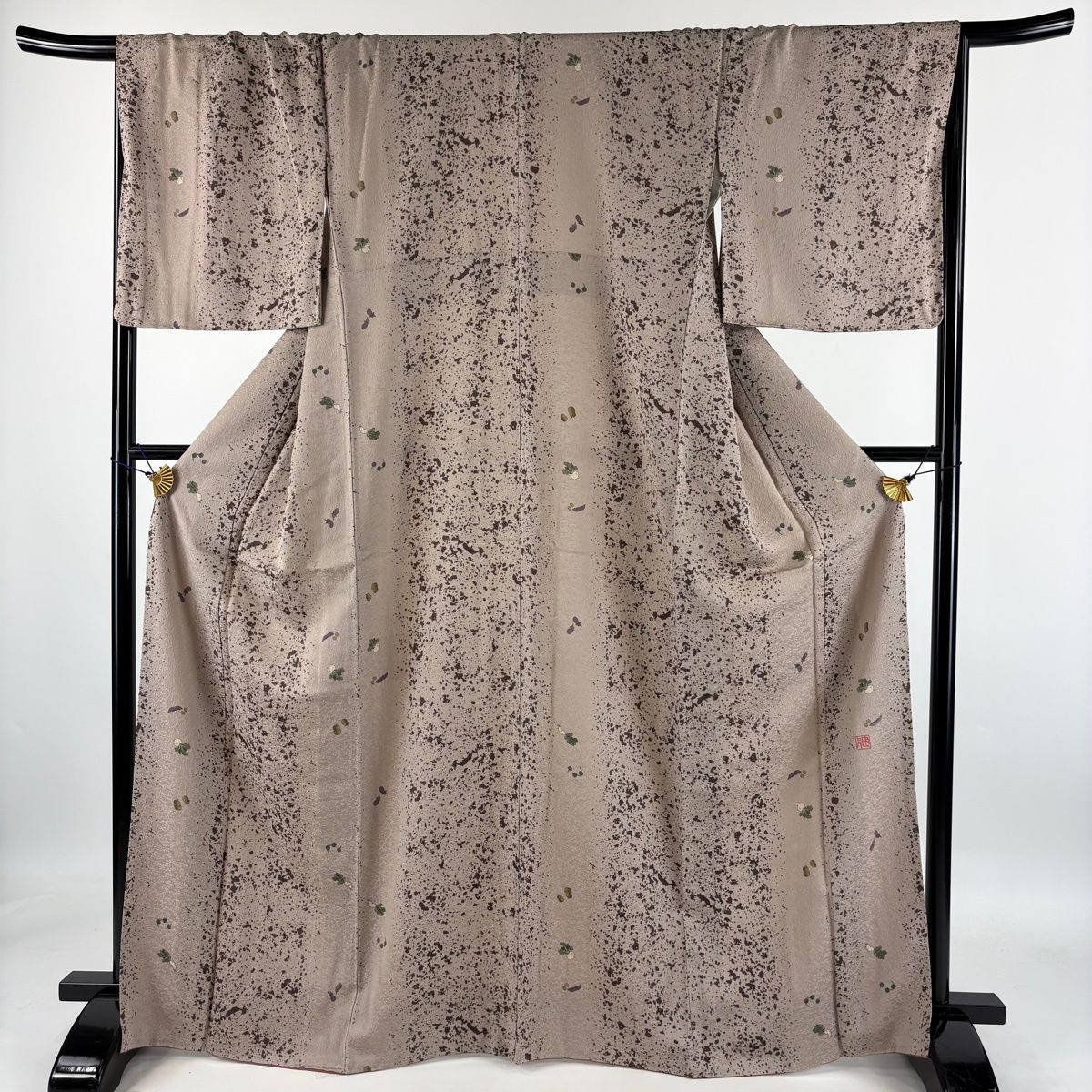 【美品】 小紋 身丈167cm 裄丈68.5cm L 袷 落款 かぶ 茄子 薄小豆 正絹 秀品 【中古】