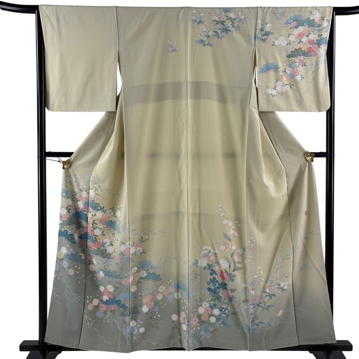 訪問着 身丈156.5cm 裄丈65cm M 袷 落款 松 桜 ぼかし ベージュ 正絹 秀品 【中古】
