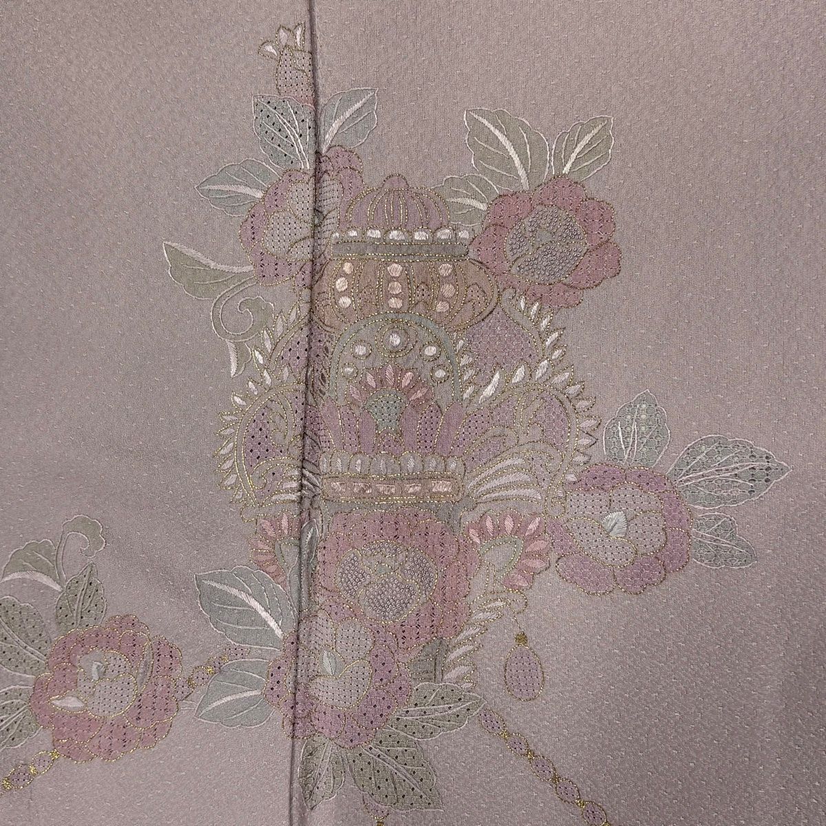 競ナビ】付下げ 美品 秀品 雪輪 草花 金糸 刺繍 茜色 袷 165cm 68cm L 