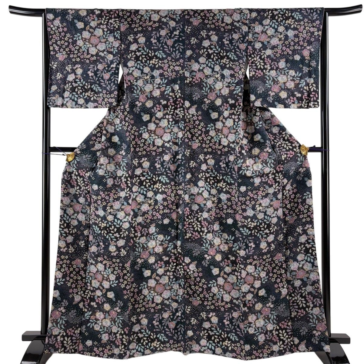 小紋 身丈165.5cm 裄丈64.5cm M 袷 草花 桜 金彩 絞り 墨色 正絹 秀品 【中古】