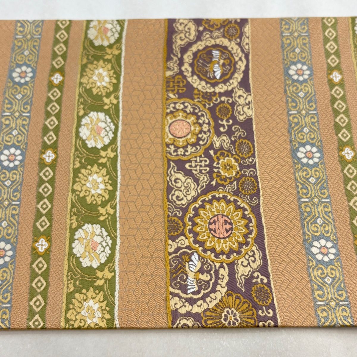 美品】 袋帯 秀品 花唐草 華文 ピンクベージュ 六通 正絹 【中古
